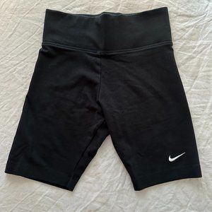 Nike Sportswear Leg-A-See Women's Bike Shorts, Black, Size XS